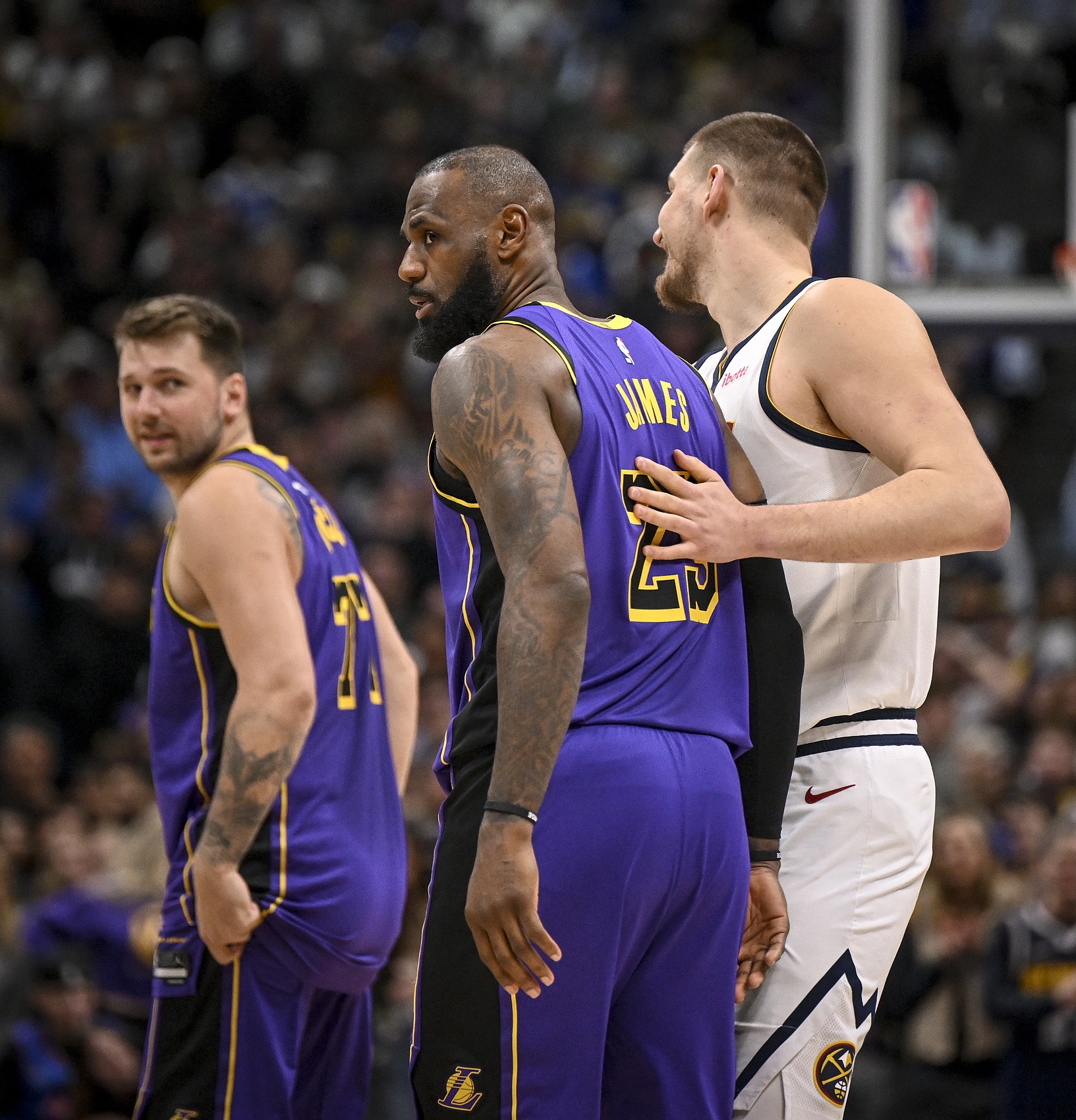 B体育app下载-尽力局！湖人死亡五小极限输出看到希望 掘金让仨主力确实太可怕