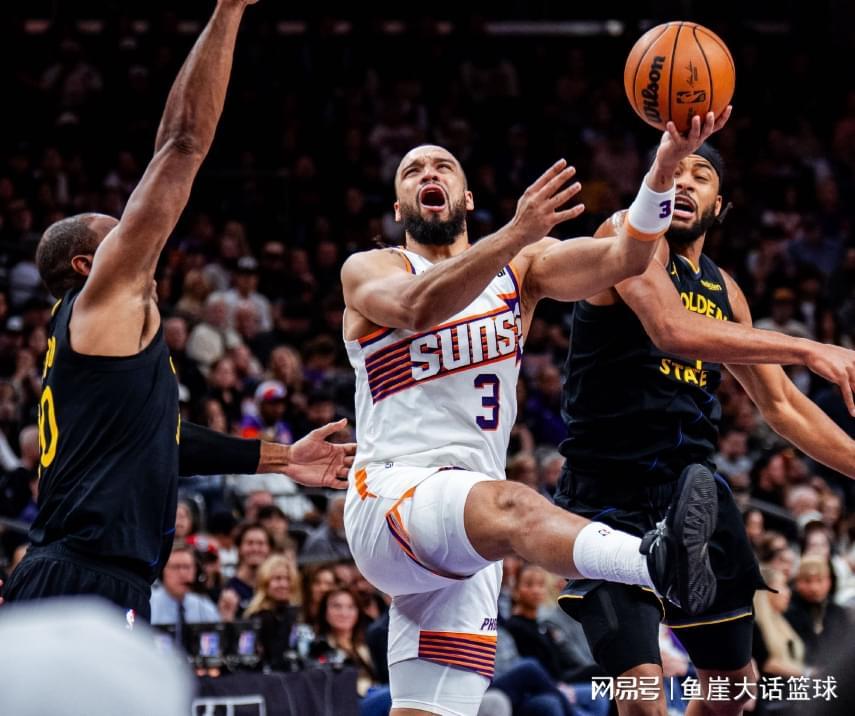 B体育app下载-勇士逆转！格林5+5库里很兴奋，火箭弃将24+6犯错，梅尔顿2人立功